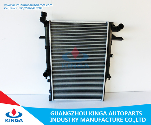 China Heißer verkaufender Aluminiumheizkörper passt MAZDA-BONGO SD59T'97-99, der für Automobilkühlsystem benutzt wird fournisseur