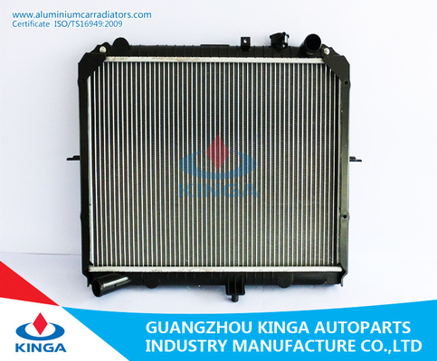 China Auto-Heizkörper Qualitäts-Garantie-Hyundais KIA K-SERIE'01 OK06B-15-200 fournisseur