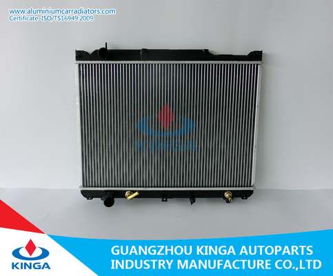 China Kühlsystem GROSSES ESCUDO'00- Suzuki Auto Raidator fournisseur