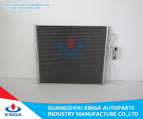 China Selbst-Wechselstrom-Kondensator-Klimaanlagen-Kondensator für Soem 64538373924 BMW-7 E38'94- fournisseur