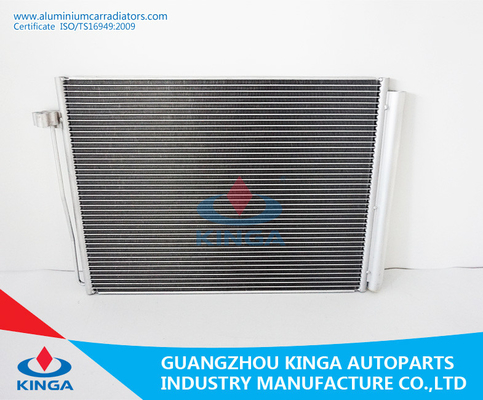 China Auto-Klimaanlagen-Kondensator für Soem E60-E61 (03-) BMW-5 64509122825 fournisseur