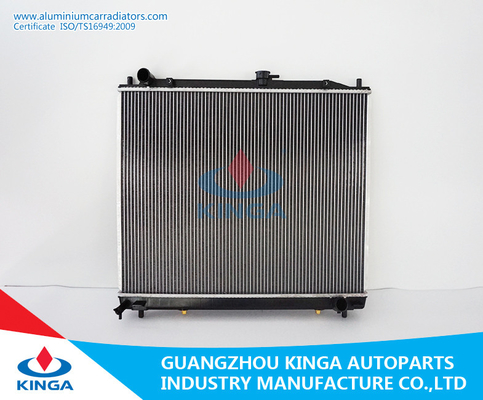 China Aluminiumauto-Heizkörper für den Automotor, der 2007 anerkannten Lüfter PAJERO V73 ISO9001/TS16949 abkühlt fournisseur