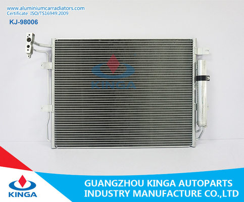 China Aluminiumauto Wechselstrom-Kondensator von ROVER-ENTDECKUNG IV/RV (05-) MIT LR018405 fournisseur