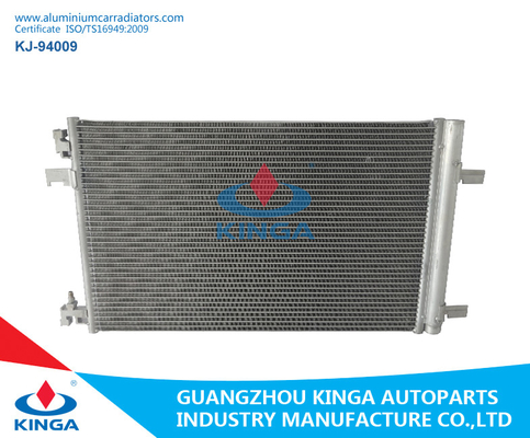 China Bronzierte A/C Aluminiumauto-Heizkörper für Chevrolet Cruze/Opel Astra Soem 1850135 fournisseur