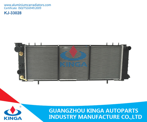 China Hochleistungs-Aluminiumheizkörper für Jeep Cherokke-Behälter-Größe 70 * 284.5mm fournisseur