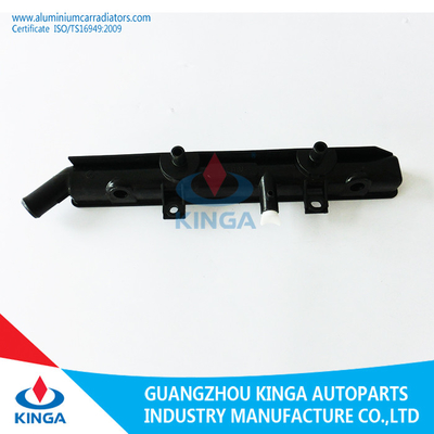 CHINA Plastikwasserkasten-Ersatz Mazda DEMIO des unteren Wasser-PA66 '98 PW3W M.Ü. B5C8-15-200B fournisseur