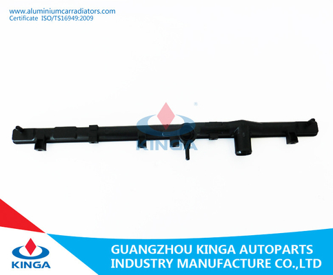China Spitzenheizkörper-Plastikbehälter Mitsubishi Lancer '92-94 des Durchmesser-35mm in an der schwarzen Farbe fournisseur