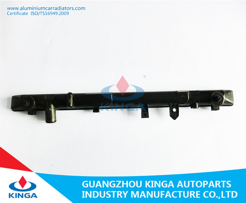 China Maschine, die Selbstheizkörper-Plastikwasser-Behälter für Toyota Camry 1992-1994 SV40 M.Ü. 16400-7A130 abkühlt fournisseur