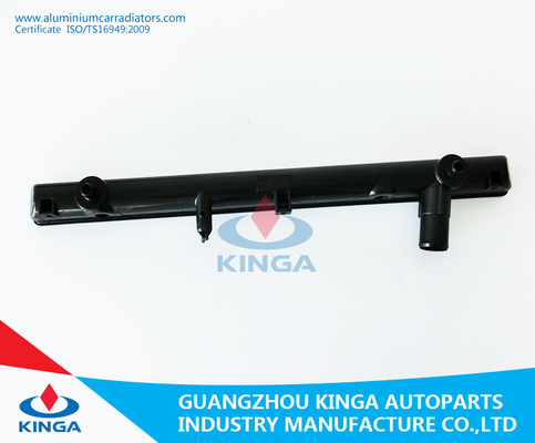 China Suzuki großartiger Vitara'01 Mt Heizkörper-Plastikbehälter-Reparatur Soems 17700-52D00 fournisseur