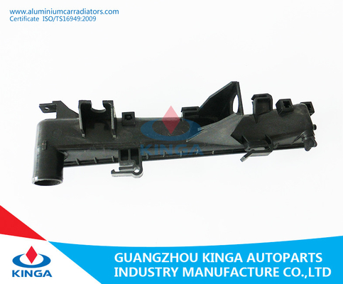 China Selbstkühler-Heizkörper-Seiten-Behälter für 2005 MAHINDRA-SKORPION AR-1022 fournisseur