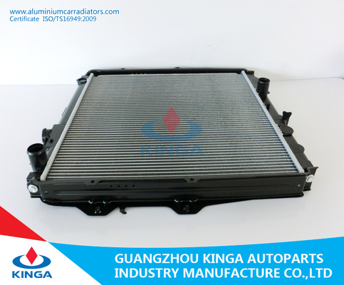 Selbstmaschinenteil-Aluminiumauto-Heizkörper für AUFNAHMEN-M.Ü. Toyotas HILUX fournisseur