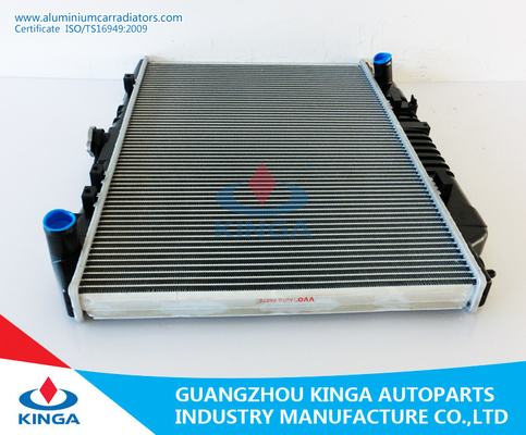 Soldat M.Ü.aluminiumauto-Heizkörper-Isuzu-Heizkörper für Kühlsystem fournisseur