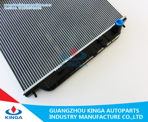 Soldat M.Ü.aluminiumauto-Heizkörper-Isuzu-Heizkörper für Kühlsystem fournisseur