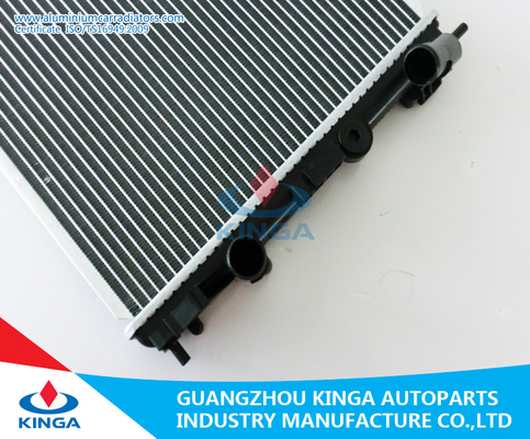 Soemaluminiumauto-Heizkörper 8100 343 476/8200 033 831/8200 343 476 Renault fournisseur