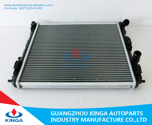 Soemaluminiumauto-Heizkörper 8100 343 476/8200 033 831/8200 343 476 Renault fournisseur