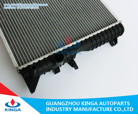 Aluminiumauto-Heizkörper für TD '98-MT Soem PCC001020 LAND ROVER-VERTEIDIGER-2,5 fournisseur