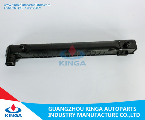 Benz-Plastikwasserkasten-Unterseite W123/200d/280c' 76-85 M.Ü. fournisseur
