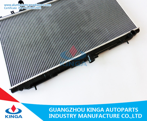 Kühlsystem-Industrie-Aluminiumauto-Heizkörper für Nissan SAFARI'97-99 WGY61 M.Ü. 21410-VB000 fournisseur