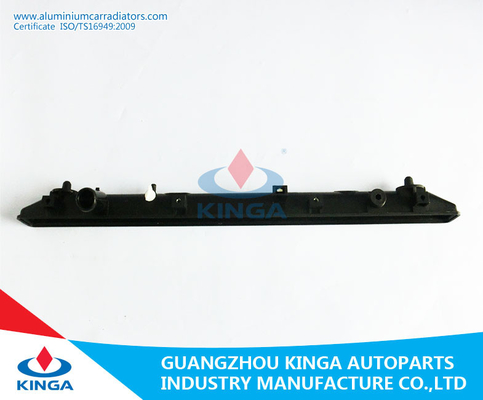 Unterer Heizkörper-Plastikbehälter TOYOTA CAMRY'90 - 94 SV30/SV35 des Durchmesser-31mm in an der schwarzen Farbe fournisseur