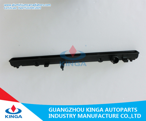 Ausgang-Heizkörper-Plastikbehälter des Durchmesser-38mm für Toyota Camry'03 - 06 ACV 30 an fournisseur