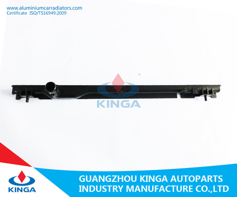 Auto-Kühlsystem-Heizkörper-Plastikwasser-Behälter für Toyota 2003 CAMRY MCV30 AN OEM16400-20260 fournisseur