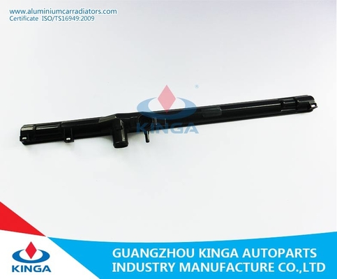 Selbstauto PA66 Aluminiumheizkörper-Plastikbehälter-Toyotas Lexus IS200/IS300'99 fournisseur