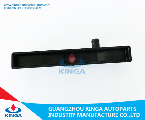 Autoteil-vorbildlicher Plastikheizkörper-Plastikbehälter für M.Ü. Suzuki-ESCUDO-/GRAND/VITARA-05 fournisseur