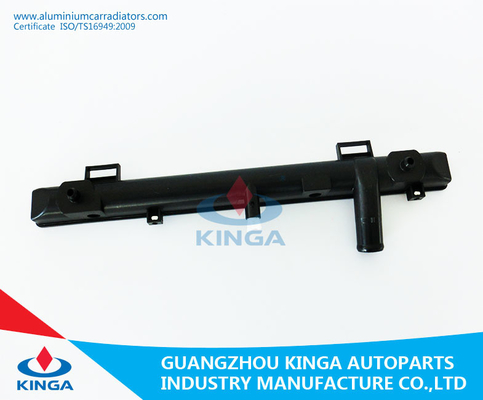 Suzuki-Escudo/großartiges Vitara'05 Heizkörper-am Plastikbehälter-Heizkörperverkleidungs-Ölkühler fournisseur