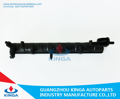 Des Heizkörper-Plastikbehälters 17700-56B01radiator Suzukis Vitara'88-97 TD01 Einlassbehälter fournisseur