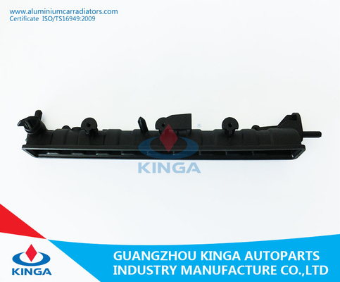 Des Heizkörper-Plastikbehälters 17700-56B01radiator Suzukis Vitara'88-97 TD01 Einlassbehälter fournisseur
