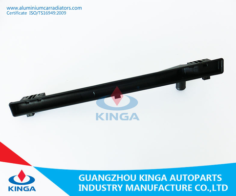 VITARA'88-97 TA01 G16A M.Ü.-Heizkörper-Plastikbehälter 17700-60A00/60A11/60A12 UNTERSEITE fournisseur