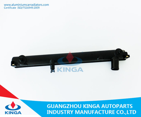 Heizkörper-Plastikbehälter 17700-71C11 UNTERSEITE Behälter SUZUKIS SWIFT'91-AT fournisseur