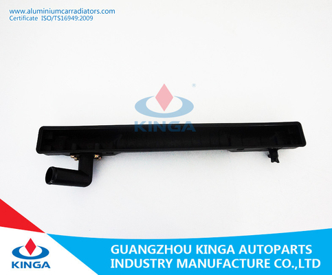 Sekundärmarkt Mitsubishi Pajero V33'92-96 am Selbstplastik des Wasserkasten-MB660077 fournisseur