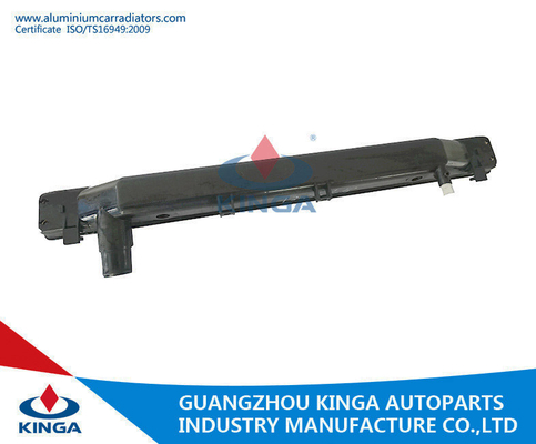 Selbstheizkörper-Plastikbehälter-Abdeckung für Toyota Landcruiser 1995 Hdj81v 16400-17031 fournisseur